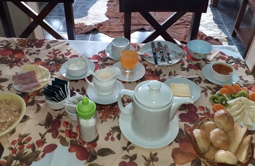 Trelew Hotel | Hotel Homs Los Dos Hermanos