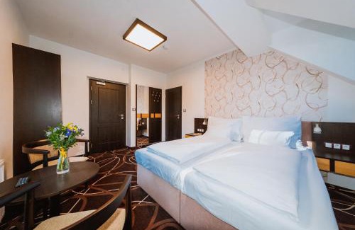 Karlovy Vary Casa | Hotel Hubertus