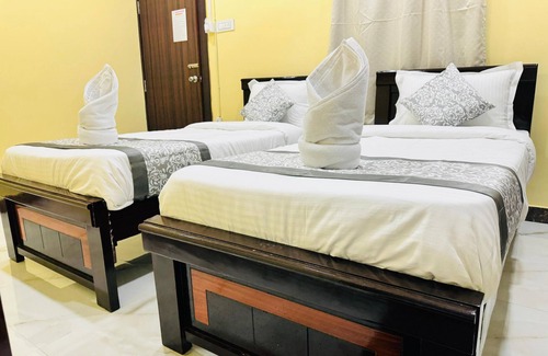 Hyderabad Hotel | Hotel Hyderabad Pulse
