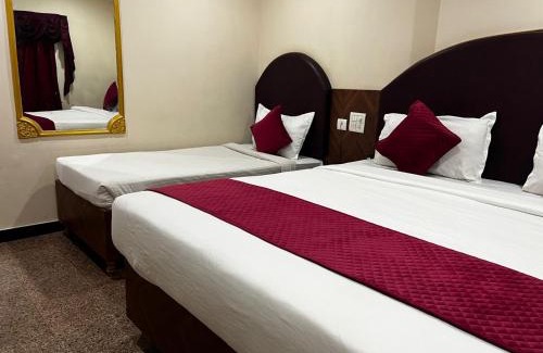 Somajiguda Hotel | Hotel I K London Residency