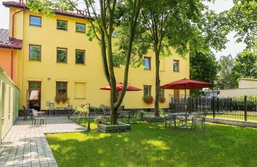 Brochow Hotel | HOTEL I RESTAURACJA BROCHÓW