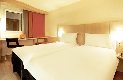 Lisbon Old Town Hotel | Hotel ibis Lisboa Jose Malhoa