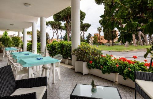 Sabaudia Hotel | Hotel Il Gabbiano