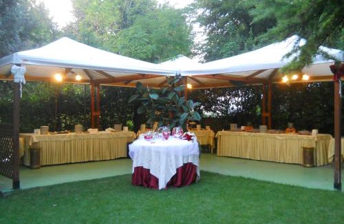 Lonato del Garda Hotel | Hotel Il Rustichello