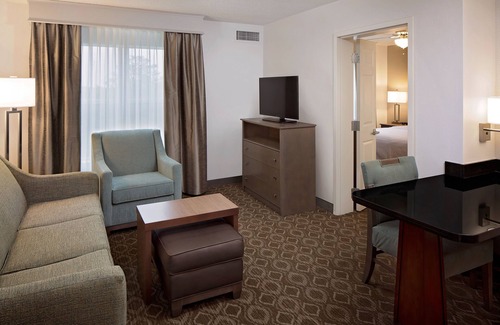 Maitland Hotel | Hotel en Orlando Maitland