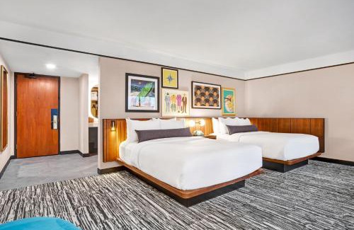 Downtown West Hotel | Hotel Indigo - Minneapolis Downtown by IHG