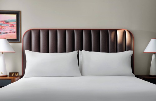 Downtown Nashville Hotel | Hotel Indigo Nashville - The Countrypolitan by IHG