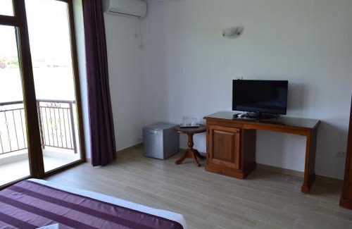 Neptun Hotel | Hotel Insula