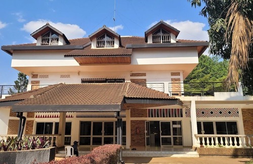 Kigali Hotel | Hotel Isimbi