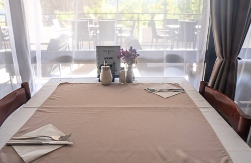 Cove Rogacic Casa | Hotel Issa - Double Room Sea View 7