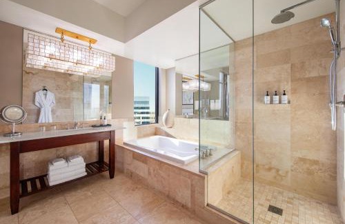 Downtown Minneapolis Hotel | Hotel Ivy, a Luxury Collection Hotel, Minneapolis