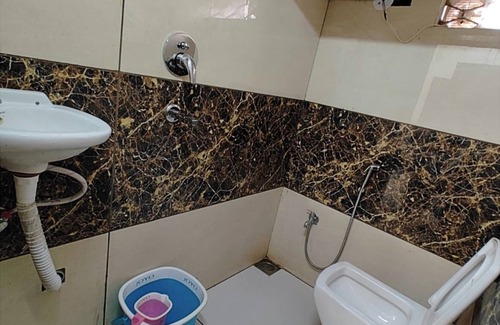 Ujjain Hotel | Hotel J-Laxmi Palace