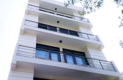 Chittaranjan Apartamento | Hotel Jagannath In Chittaranjan Park