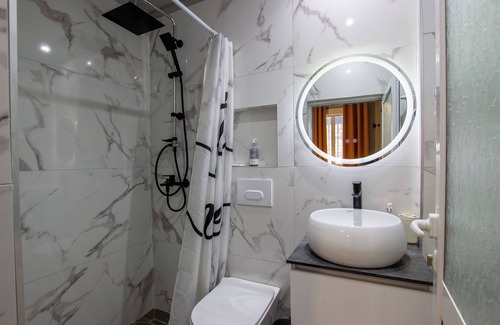 Sarande Hotel | Hotel Jonian