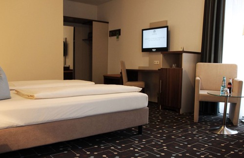 Ebersberg District Hotel | Hotel Königer