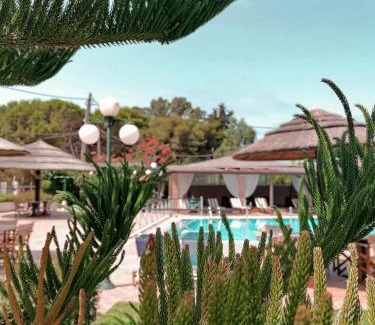 Preveza Apartamento | Hotel Kalamitsi Apartments