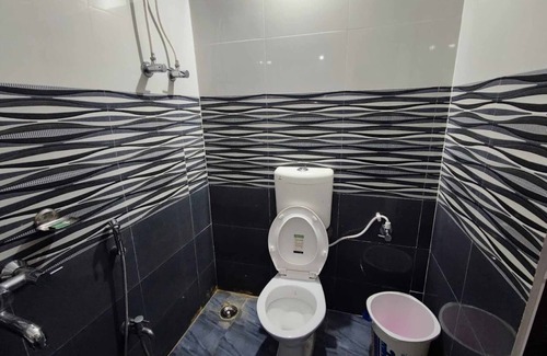 Madhubani Hotel | Hotel Kanha Shyam Madhubani