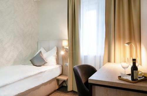 Lanskroun Casa | Hotel Karolina