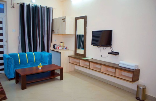 Varanasi Casa | Hotel KB Palace
