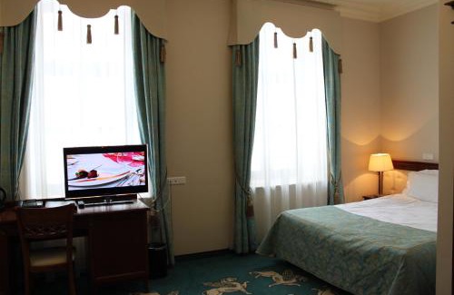 Zamosc Hotel | Hotel Koronny