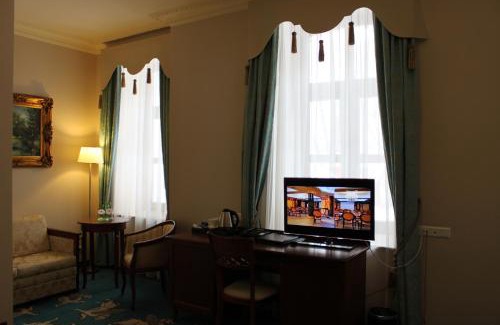 Zamosc Hotel | Hotel Koronny