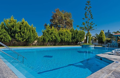 Kato Stalos Apartamento | Hotel Koukouras