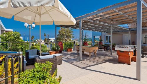 Kato Stalos Hotel | Hotel Koukouras
