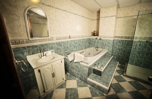 Aguascalientes Hotel | Hotel La Mansion Suiza