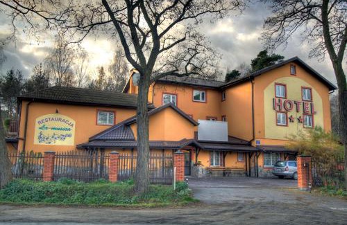 Piaseczno Hotel | Hotel La-Musica
