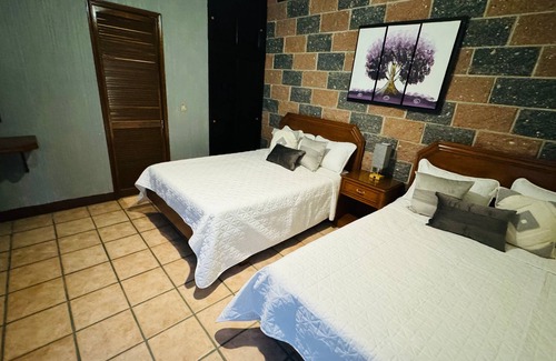 Bernal Hotel | Hotel La Roca