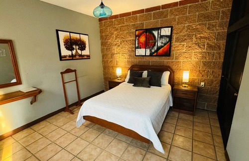 Bernal Hotel | Hotel La Roca