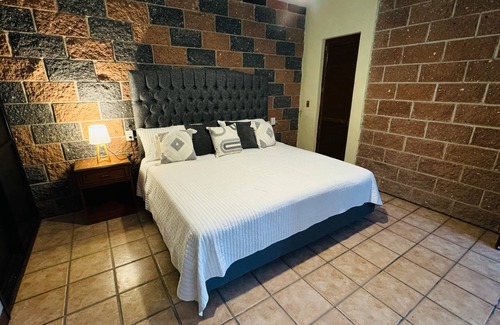 Bernal Hotel | Hotel La Roca