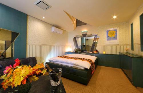 Higashi-osaka Hotel | Hotel La Siena (Adult Only)