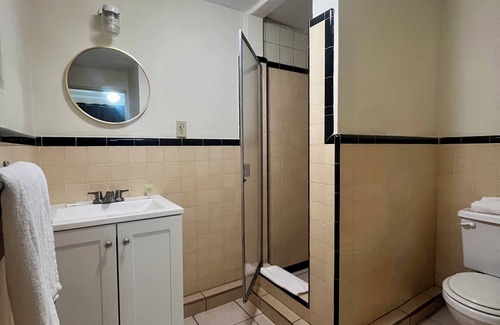 Avenida Revolución Hotel | Hotel León