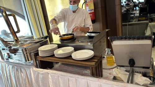 Lahore Hotel | Hotel Le Aura Grand opp DHA Rahbar Defence Road