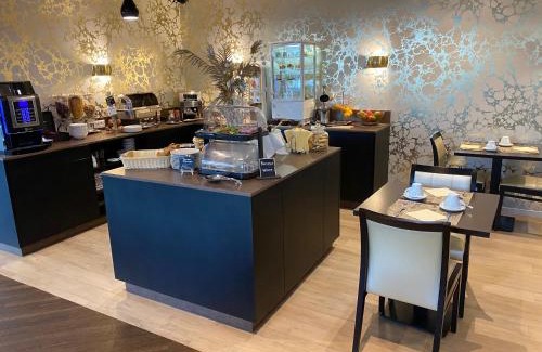Saint-Nazaire Hotel | Hotel Le Berry Saint-Nazaire