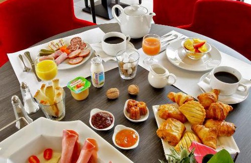 Sarlat-la-Caneda Hotel | Hotel Le Renoir