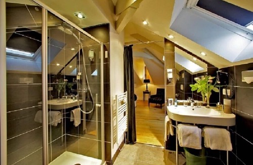 Sarlat-la-Caneda Hotel | Hotel Le Renoir