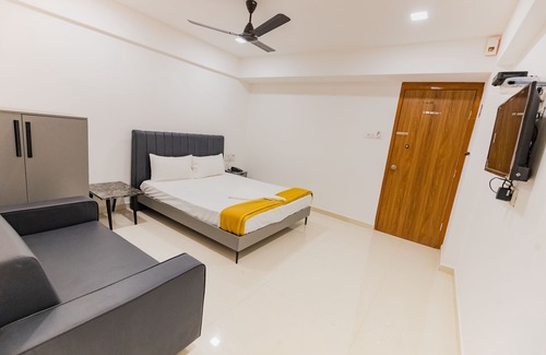 Surat Hotel | Hotel Lennox Best In surat