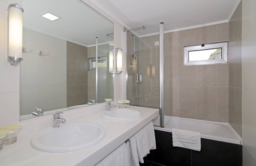 Montovjerna Hotel | Hotel Lero