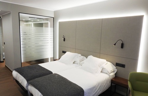 Avinguda de Carlemany Hotel | Hotel Les Closes