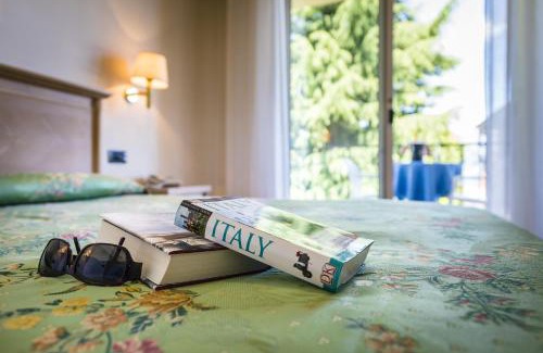 Carciano Hotel | Hotel Lido La Perla Nera