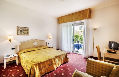 Carciano Hotel | Hotel Lido La Perla Nera
