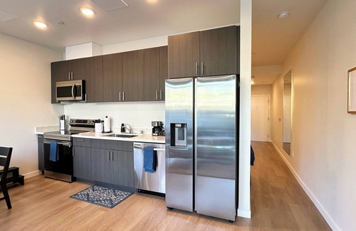 Point Loma Heights Apartamento | Hotel-like residence with full kitchen, large patio, pet friendly, free parking