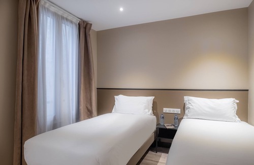 Grenelle Hotel | Hotel Lilas Blanc