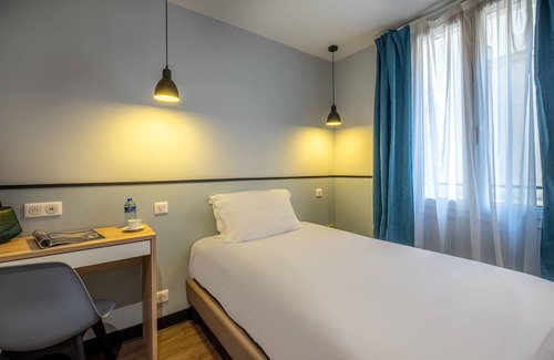 Grenelle Hotel | Hotel Lilas Blanc