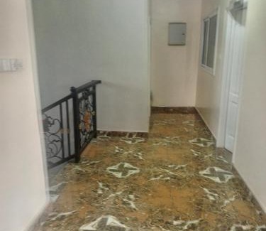 Osu Klottey Hotel | Hotel Lily