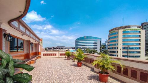 Barrio Kennedy Hotel | Hotel Livingston Inn
