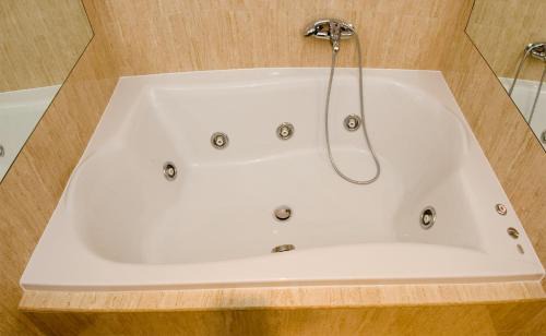 Valencina de la Concepción Hotel | Hotel los Girasoles