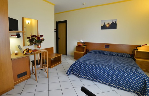 Cisternino Hotel | Hotel Lo Smeraldo